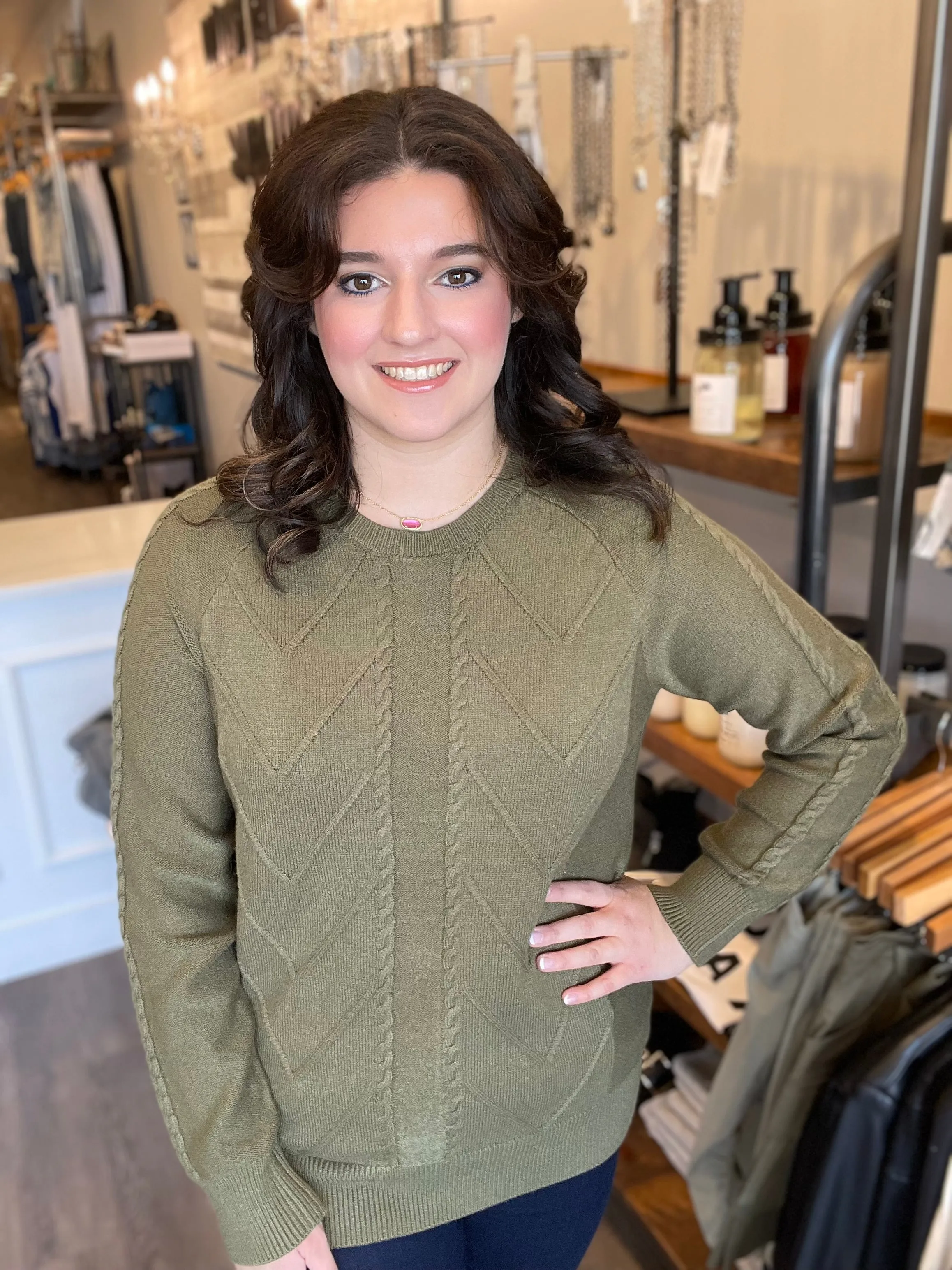 Cable Knit Crew Neck Raglan Sweater - HQ