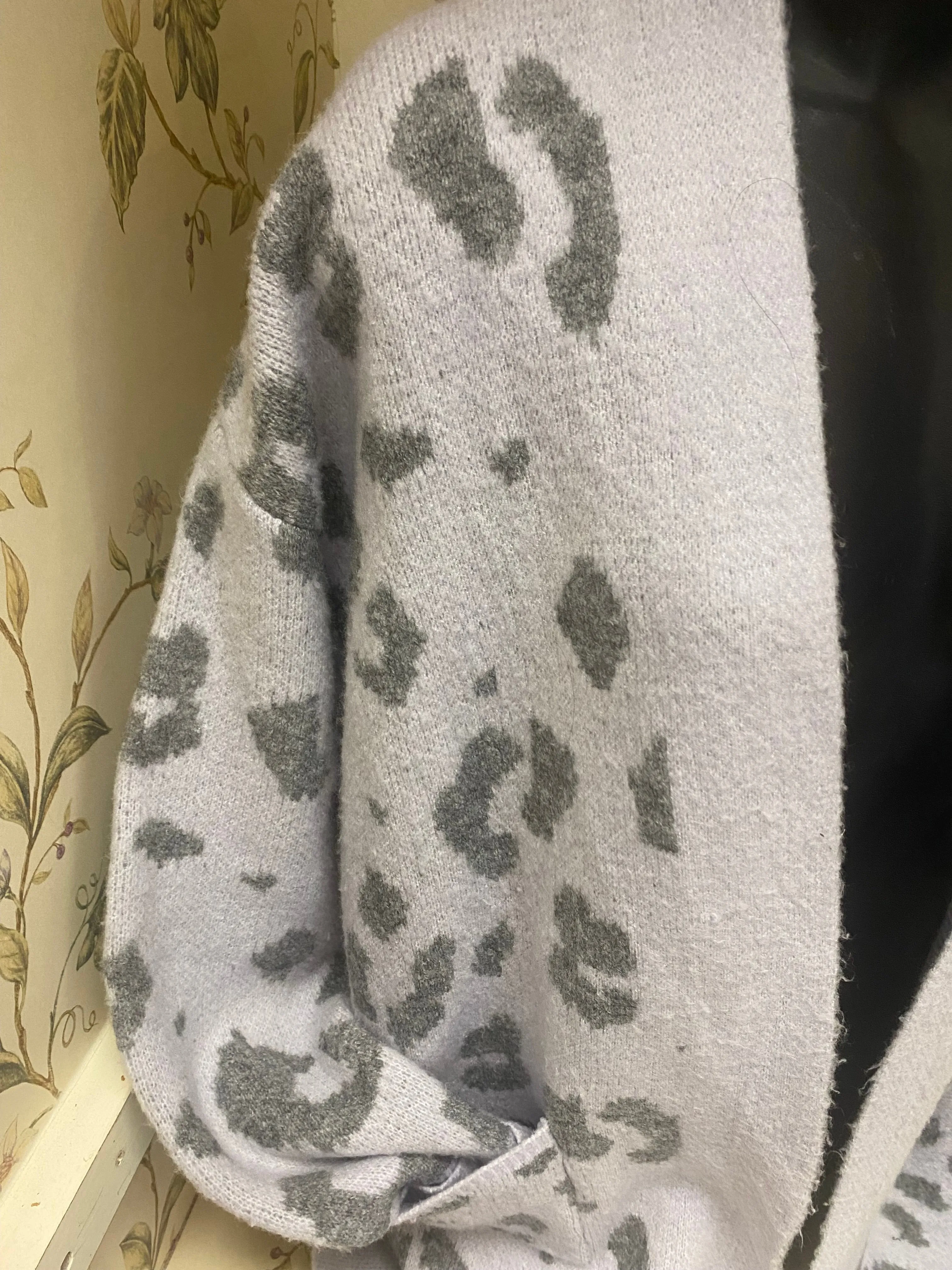 Mi Ami lavendar Cardigans, Small