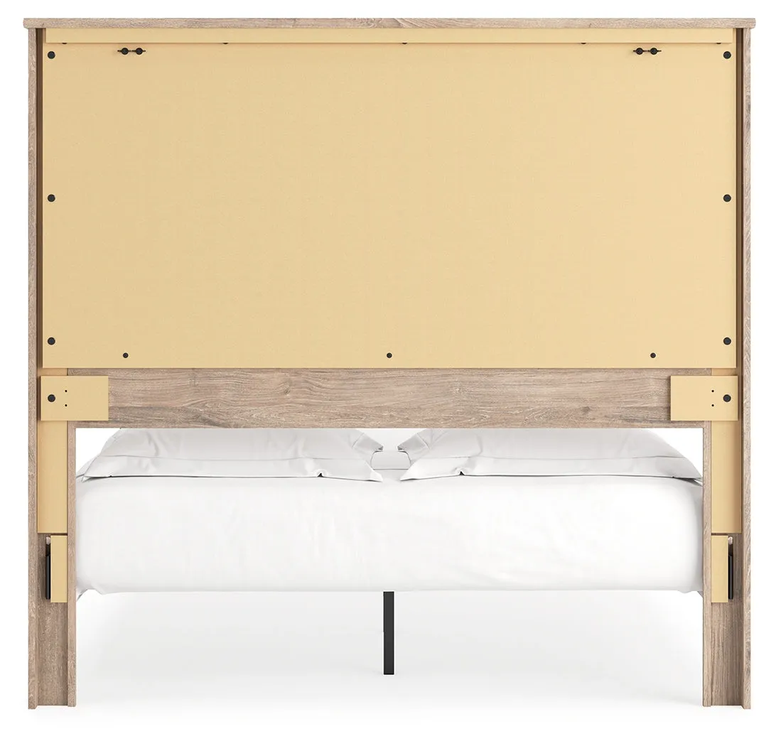Senniberg Queen Panel Bed with 2 Nightstands in Light Brown/White