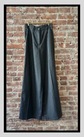 The Wide-Leg Tailored Grey Pants