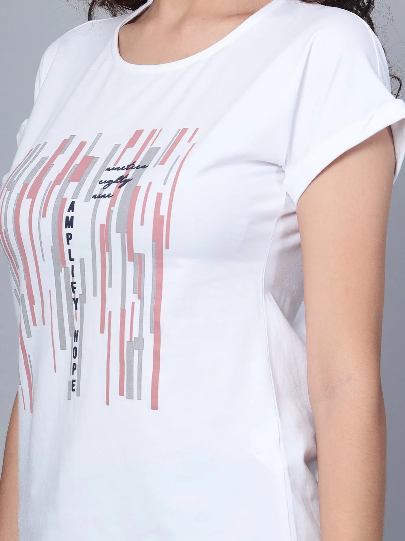 Women's Casual Extended Sleeve White Round neck Graphic Print T-Shirt
