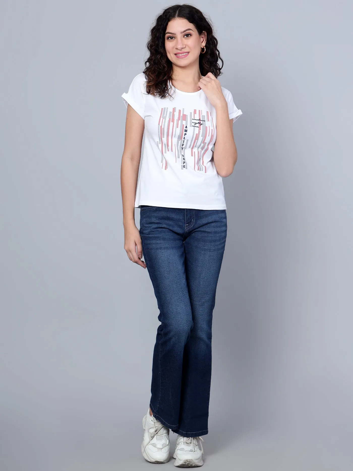 Women's Casual Extended Sleeve White Round neck Graphic Print T-Shirt