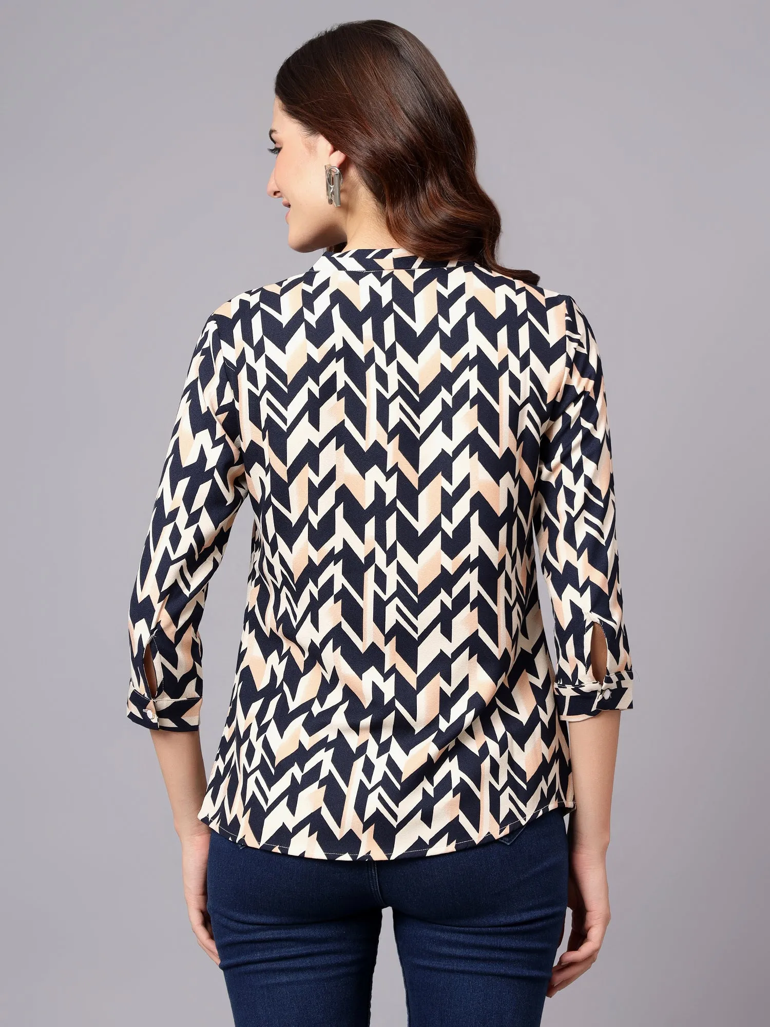 Women's Mulicolor Geometric Print Casual Top