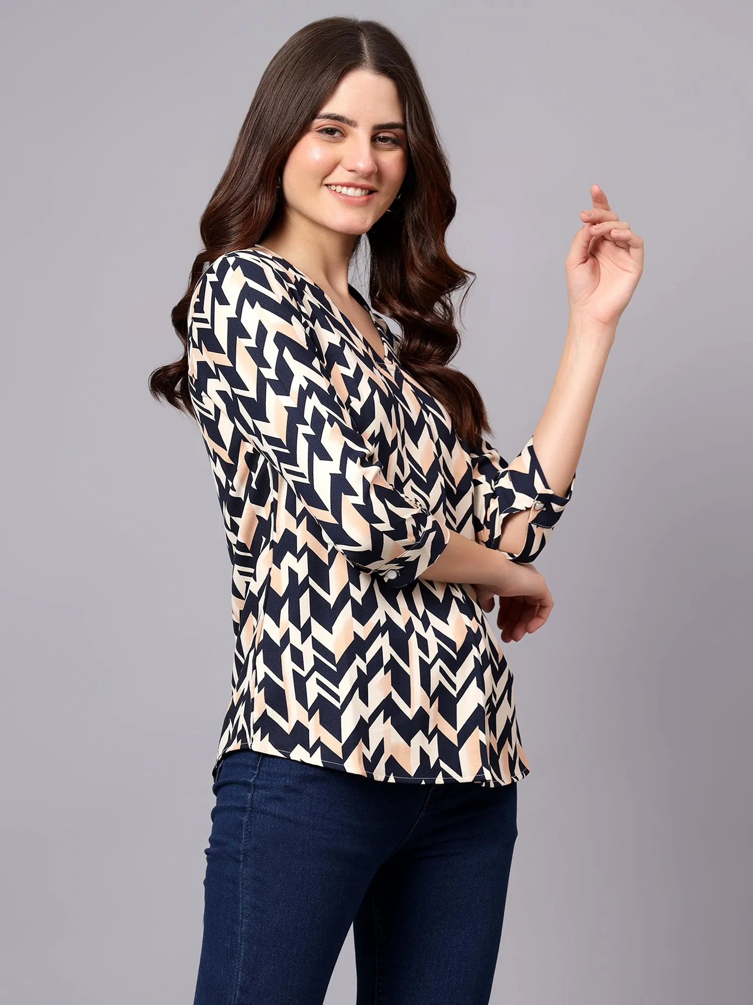 Women's Mulicolor Geometric Print Casual Top