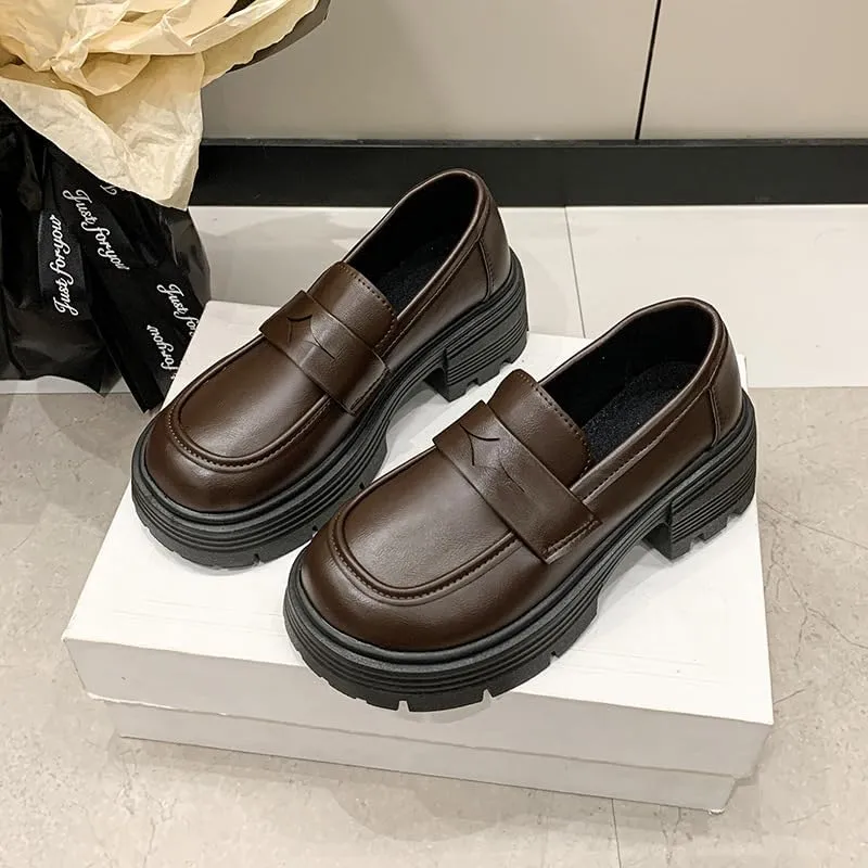 Women's Platform Oxfords - Comfortable Chunky Low Heel, All Seasons, Casual Attire Footwear